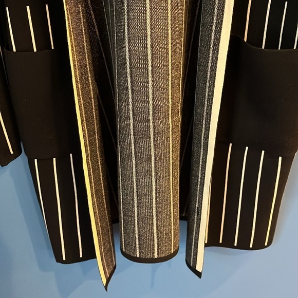 Women’s Romimona Black and White Hooded Cardigan Sweater Jacket NWT 1 XL - Picture 15 of 16